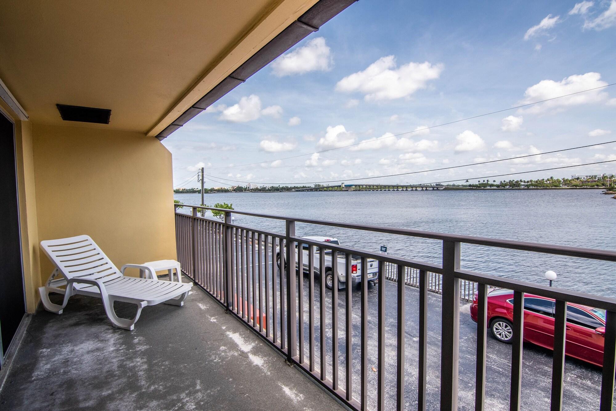Palm Beach Resort Lake Worth Beach Exterior foto